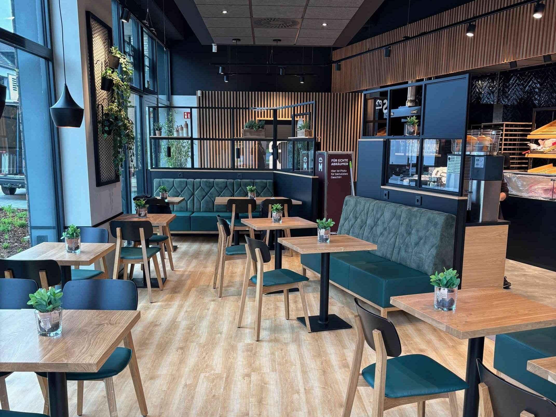 MALZERS Backstube im Freestander