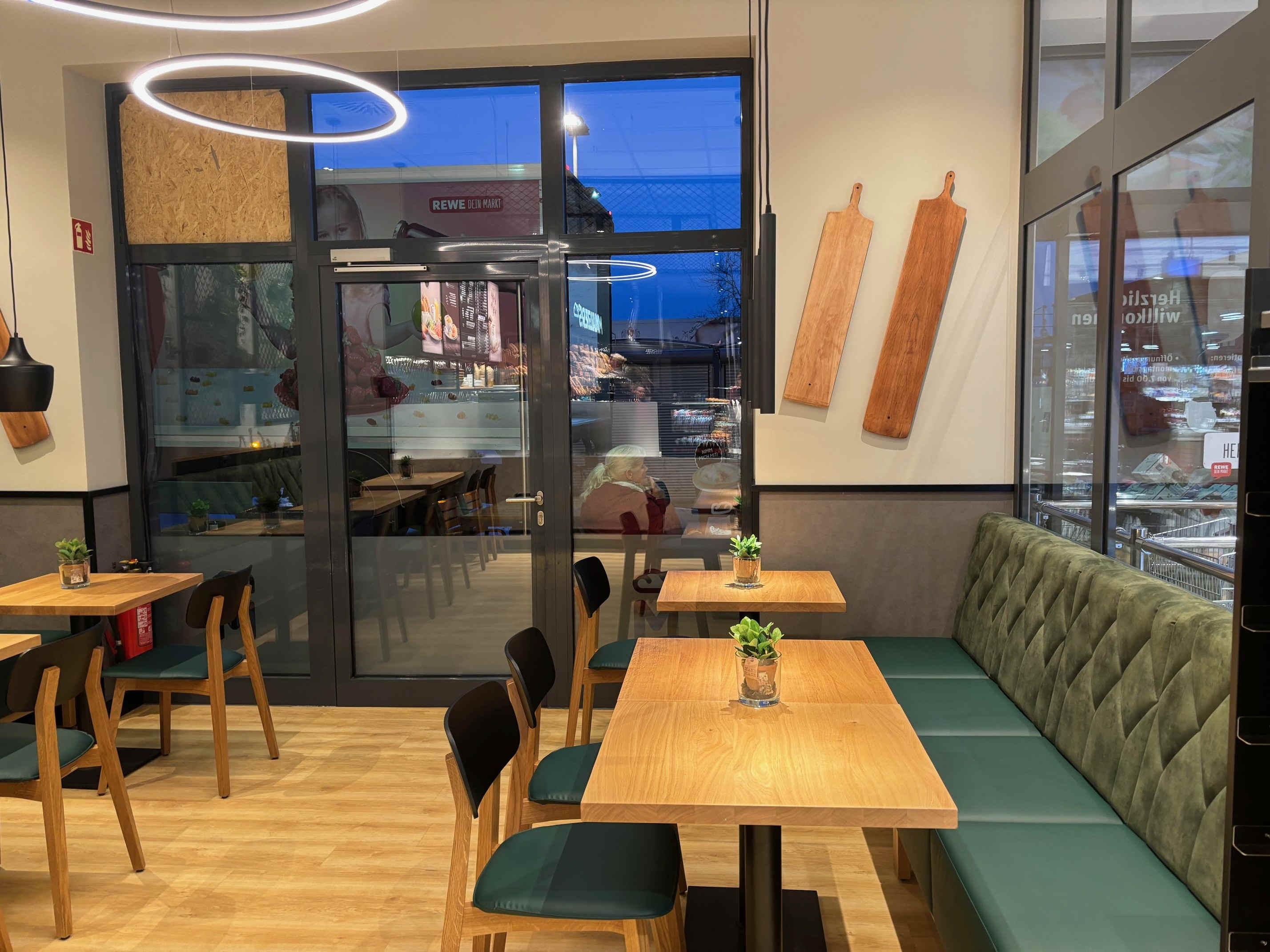 MALZERS Backstube im REWE Lenk MALZERS Backstube im REWE Lenk