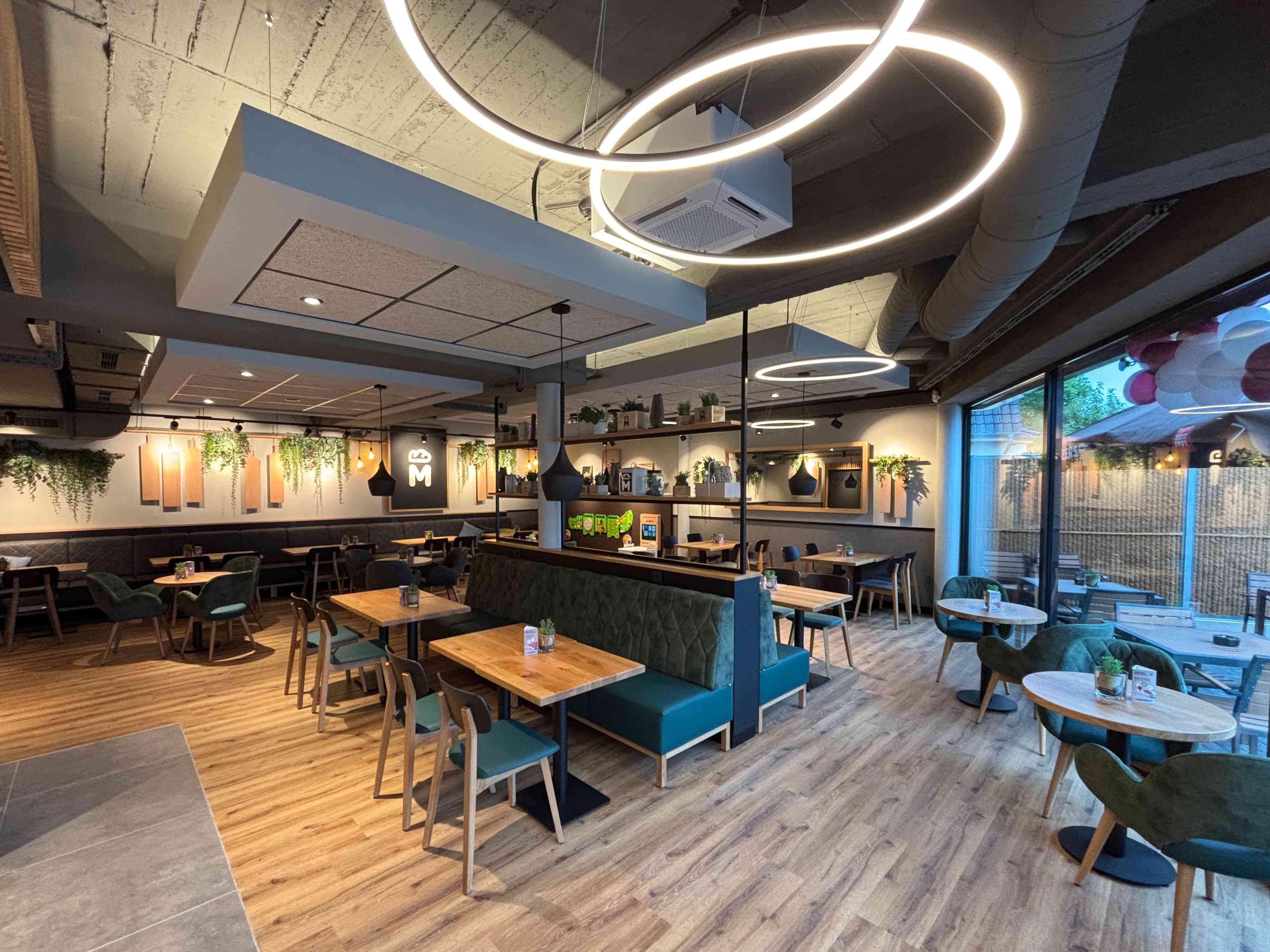 MALZERS Backstube im Freestander