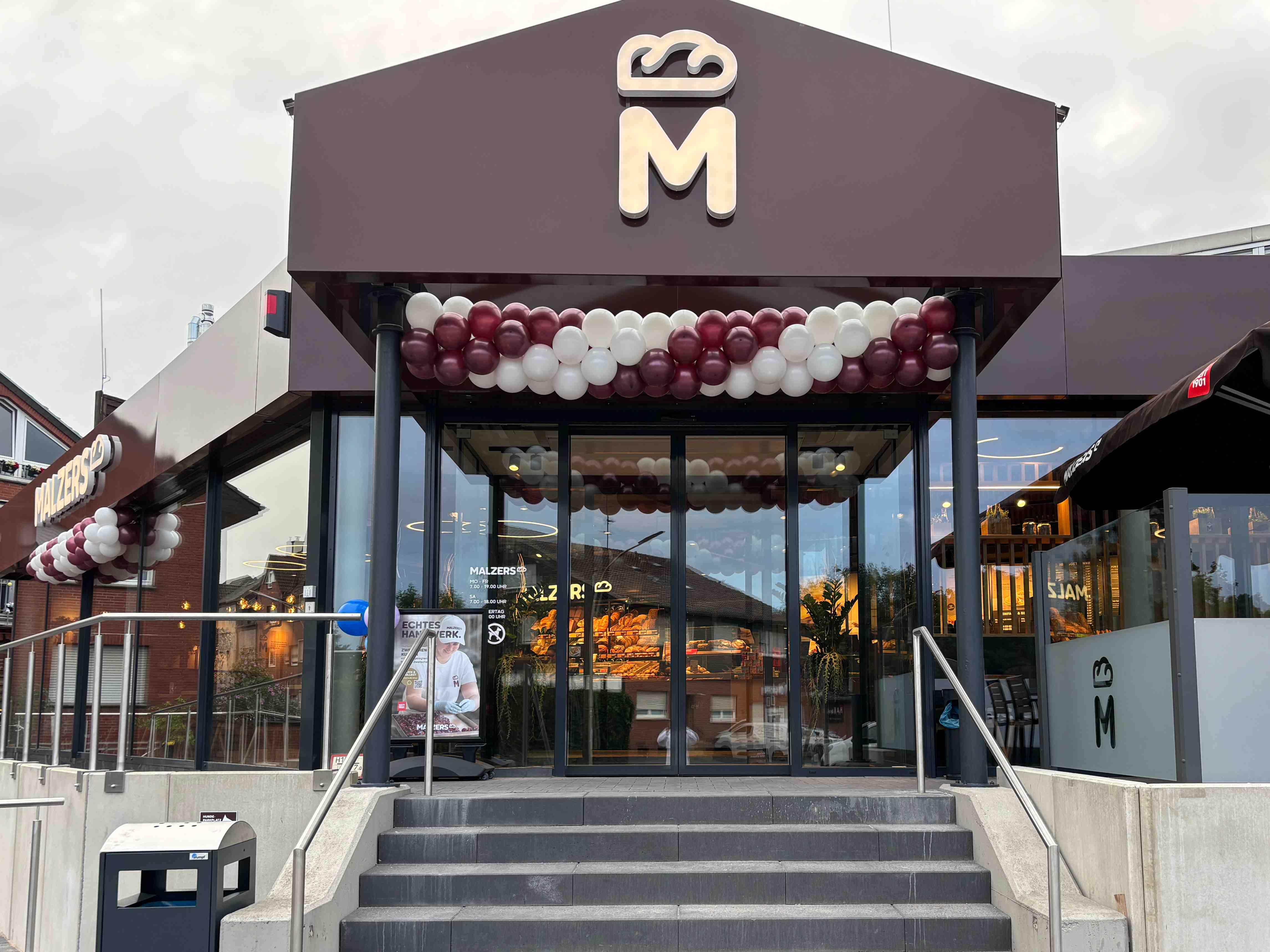 MALZERS Backstube im Freestander